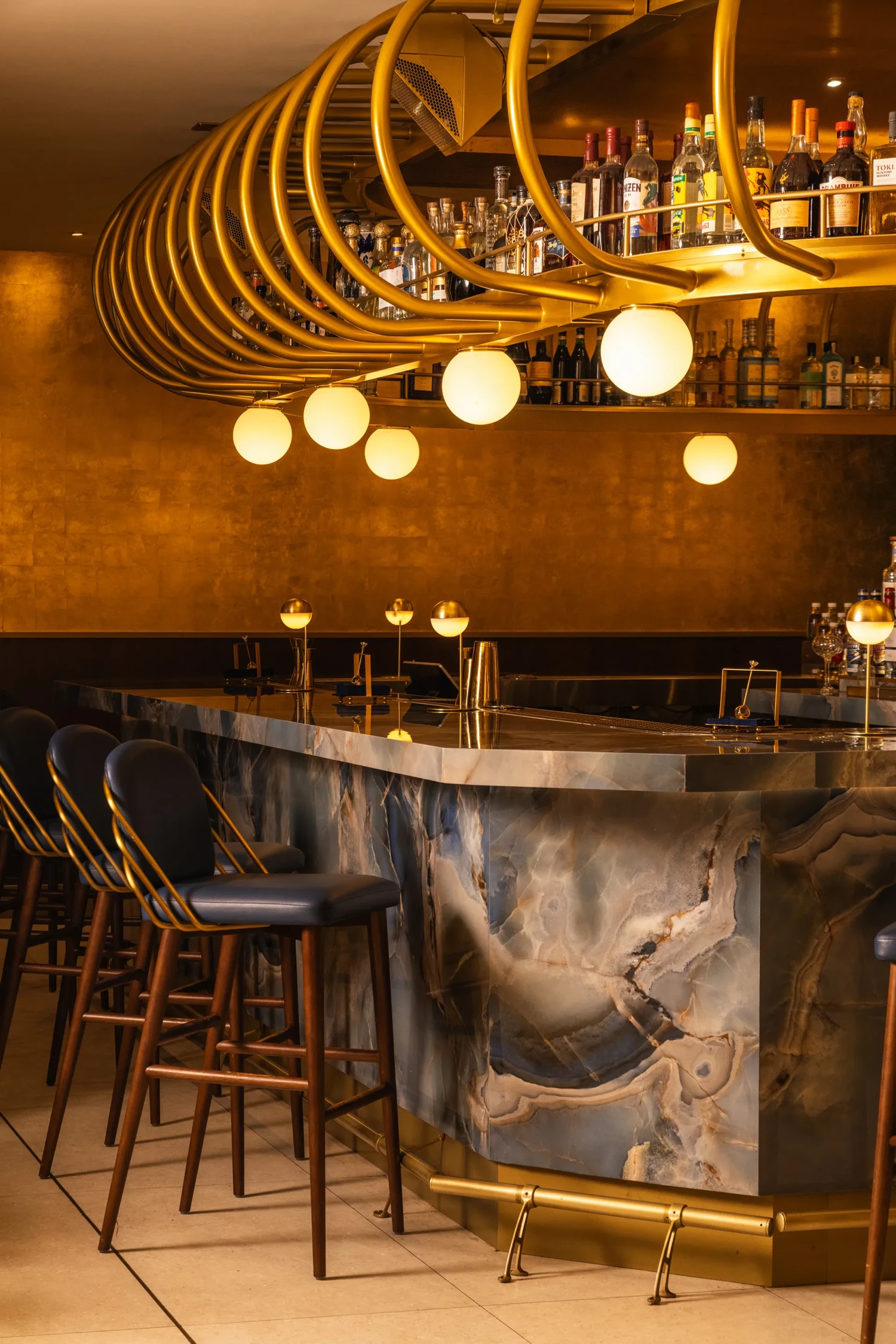 Retractable canopy and outdoor bar seating at Oro on Lincoln Road, Miami Beach